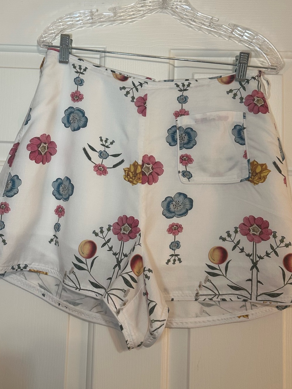 SANCIA Sastria Linen Blend Floral Shorts Size M High Rise White Lined - Picture 4 of 12
